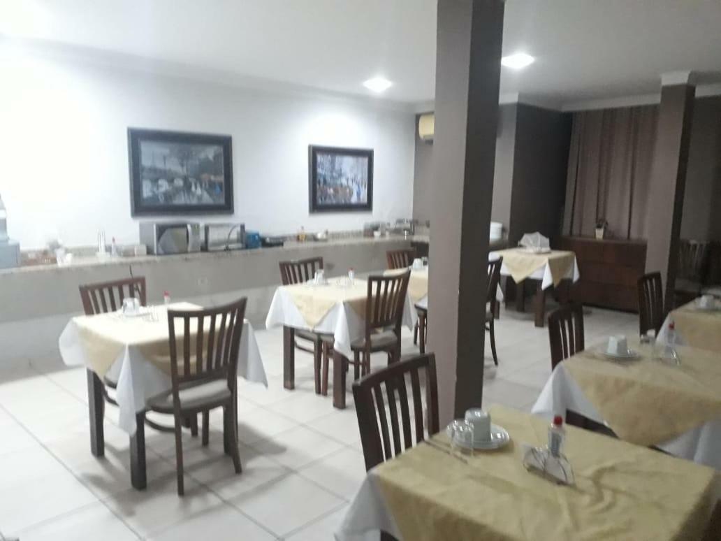 Hotel E Restaurante Canta Galo Jacarezinho Kültér fotó